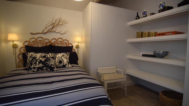 {E}12: Keeping It In The Family To Appease Mom, Dad And The Kids