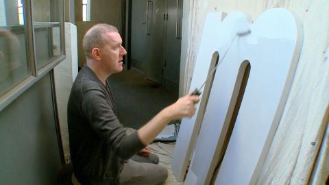 {E}10: Brutalist Tower Block / Bethnal Green