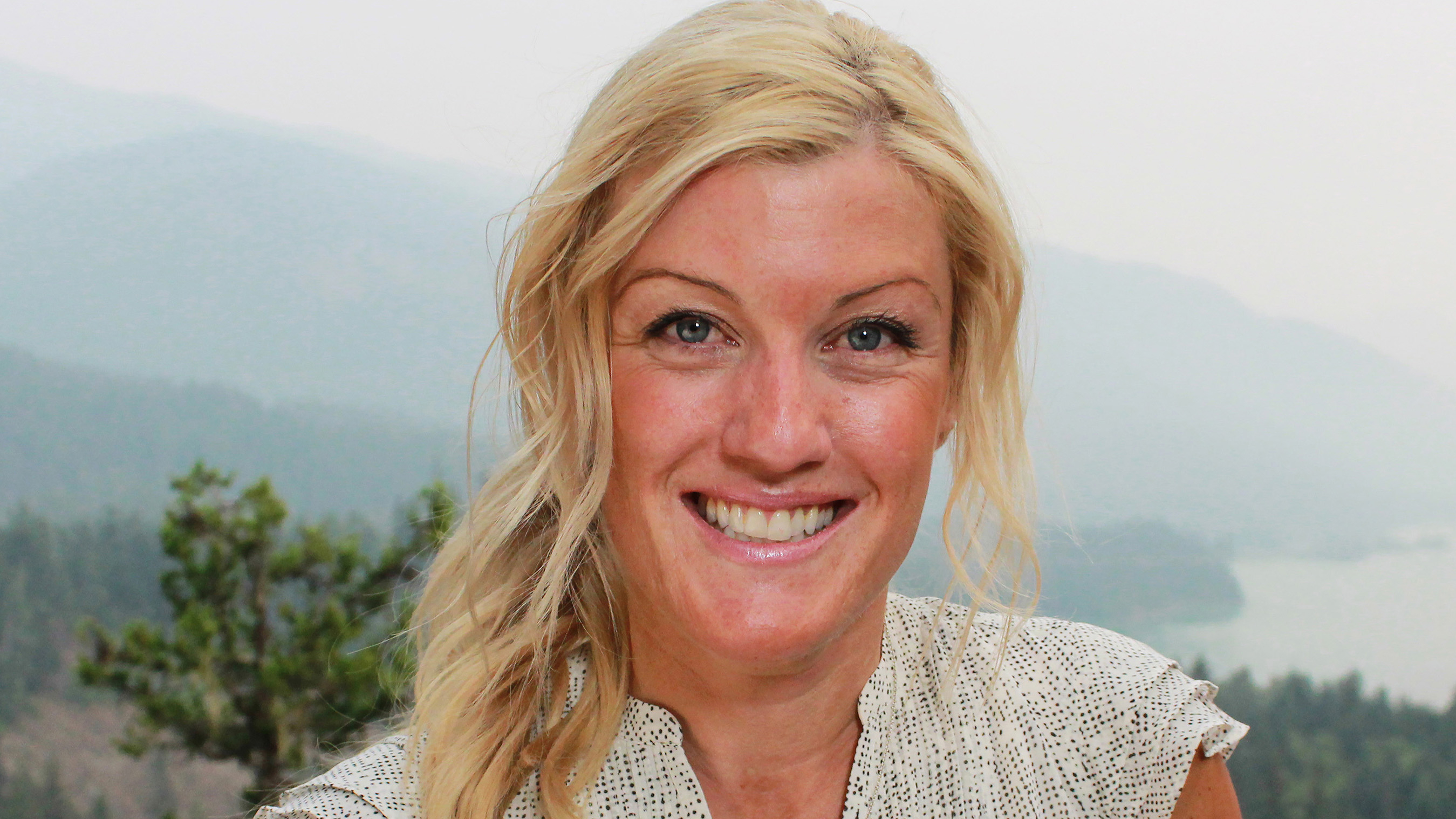 {E}24: Stylish Sanctuary Whistler 