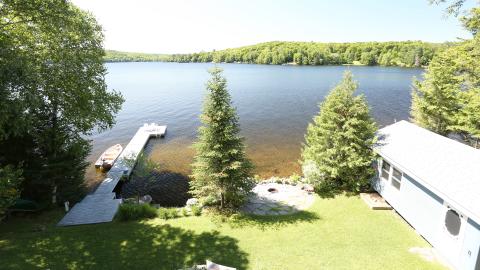 {E}12: Country Chalet Muskoka