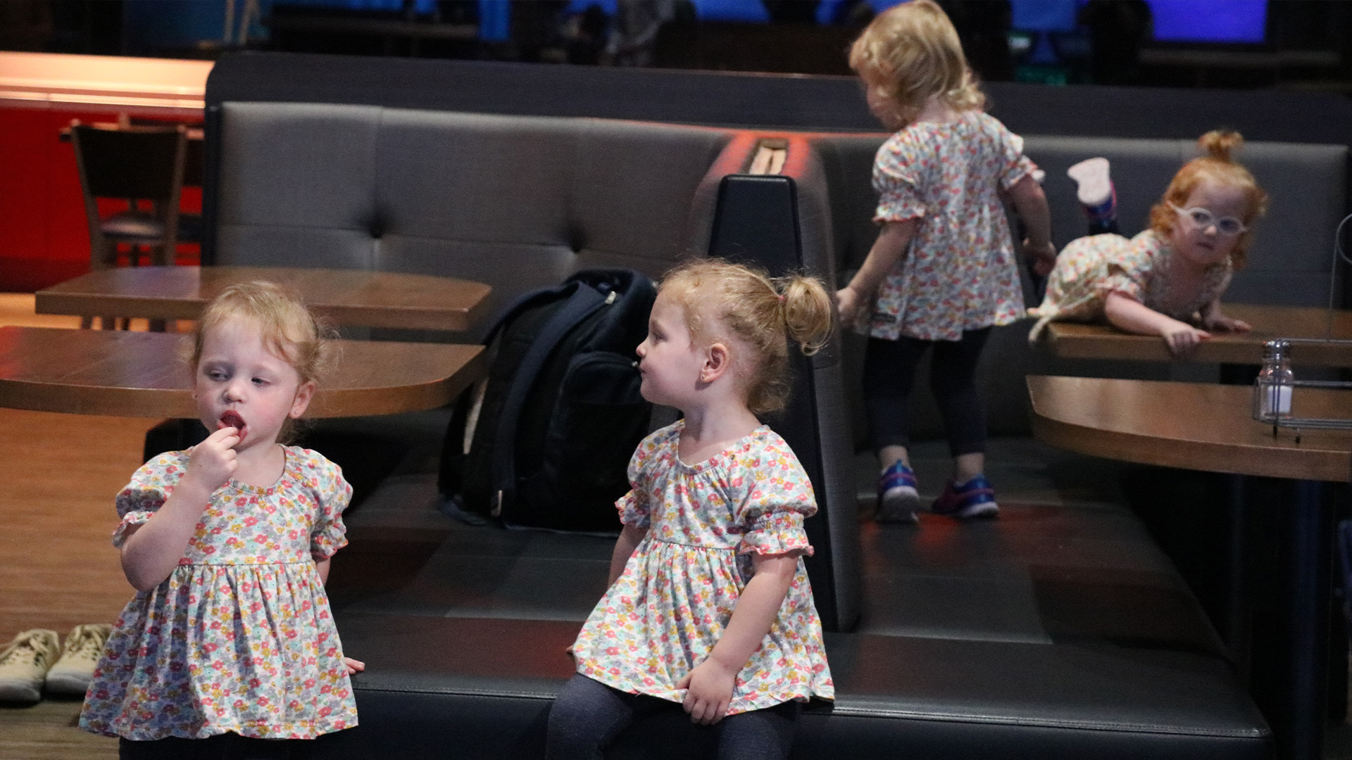 Madels Alarm Sechs Tochter Im Haus