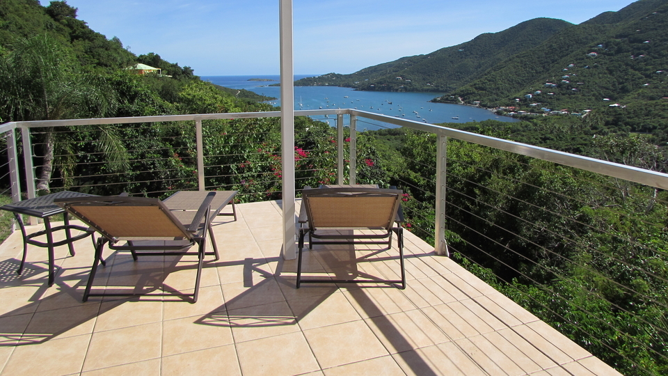 {S}03.{E}04. Joe And Karena