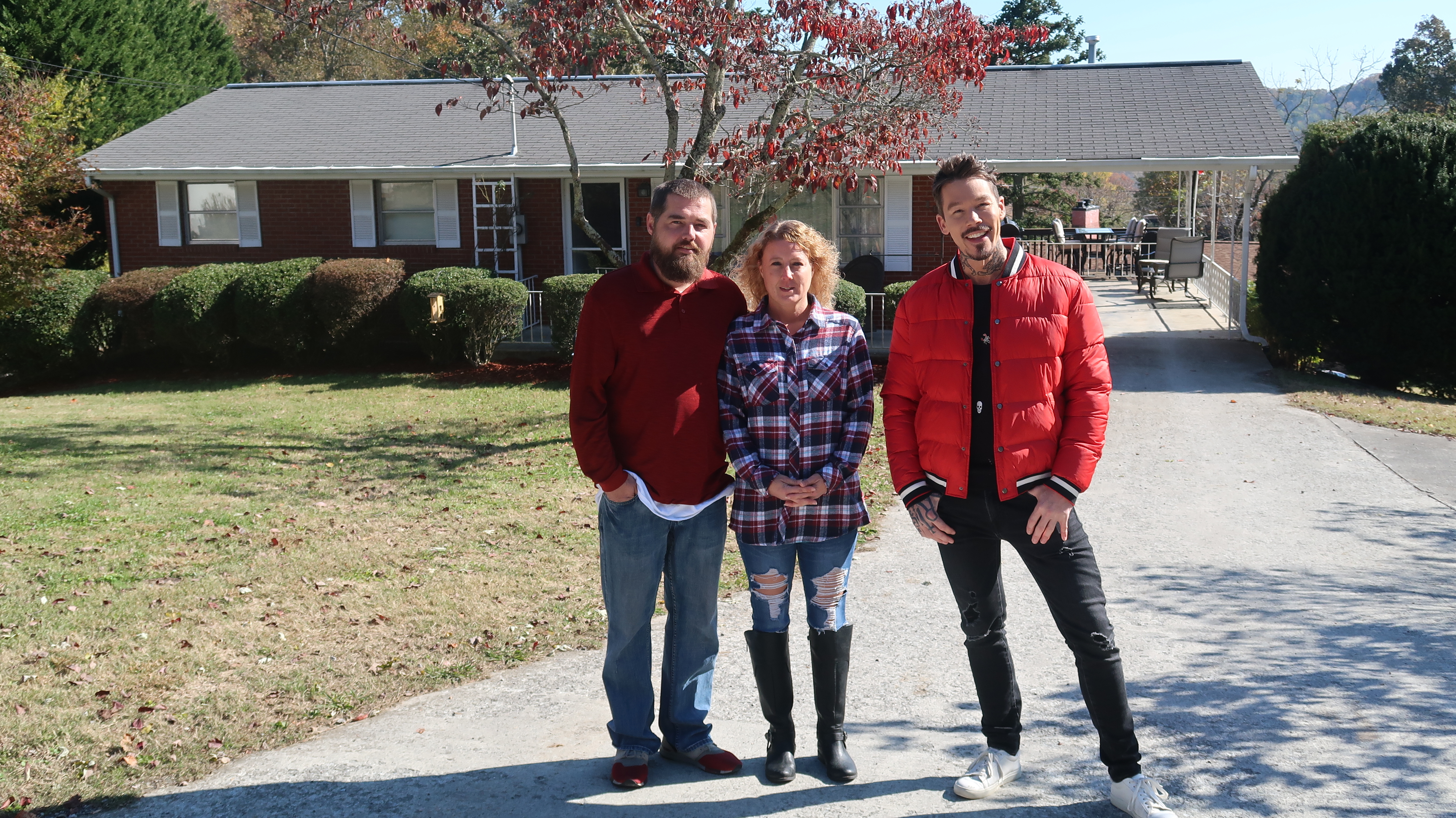 {E}07: On The Throne