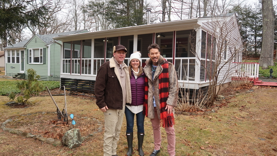 {E}11: Lucky Lakeside