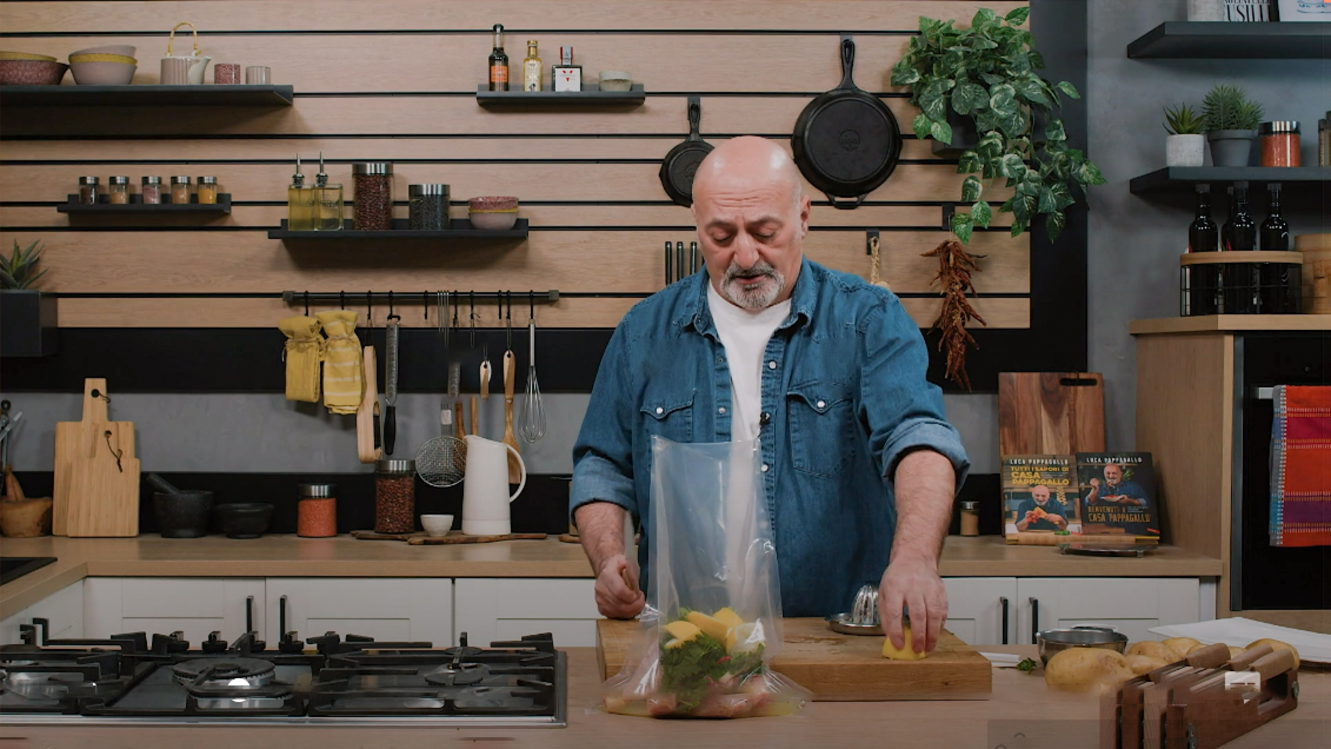 In cucina con Luca Pappagallo - A spasso per il mondo