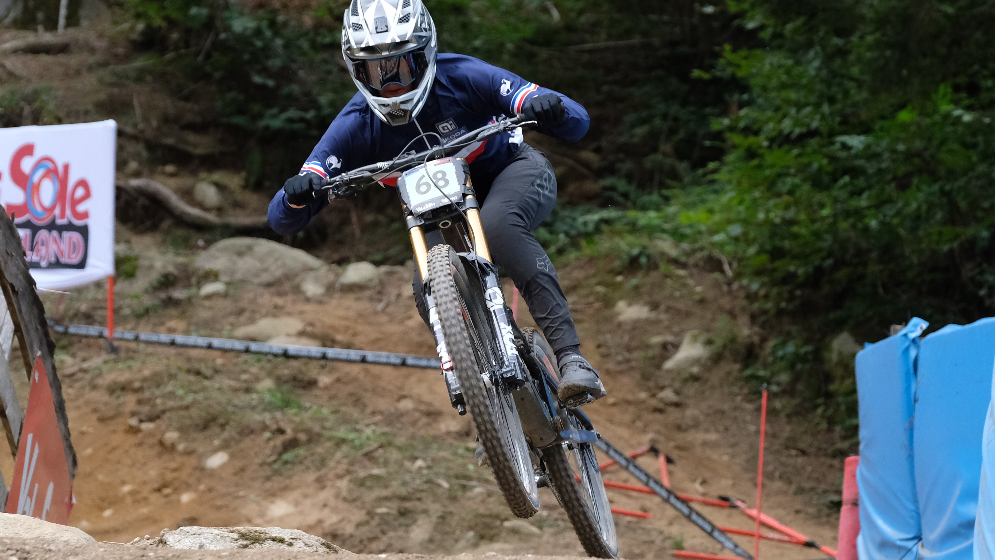 11 55 Herrjuniorer Störtlopp La Thuile mountainbike 7 6 D