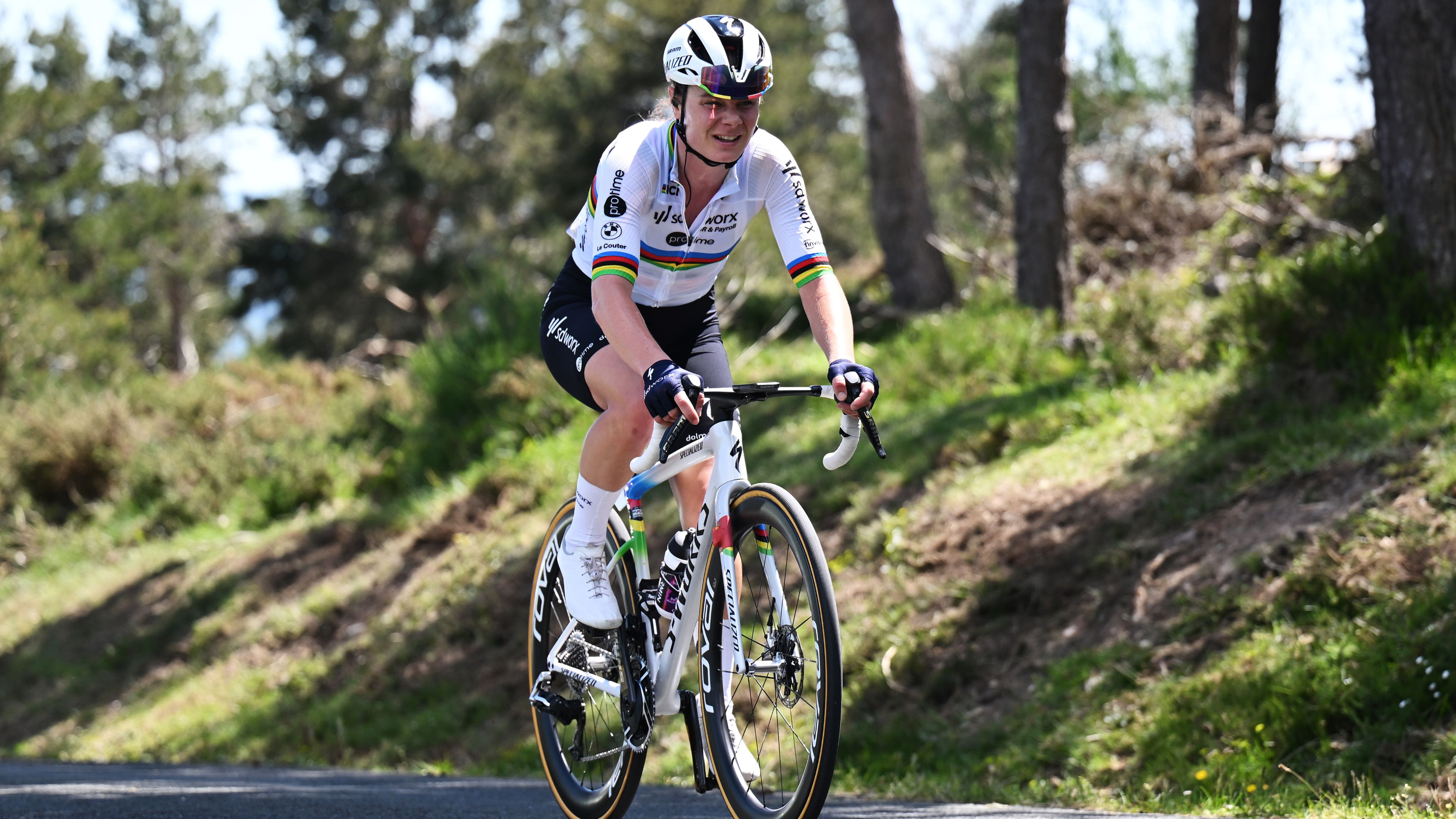 15 45 Belgien runt Etapp 3 cykel