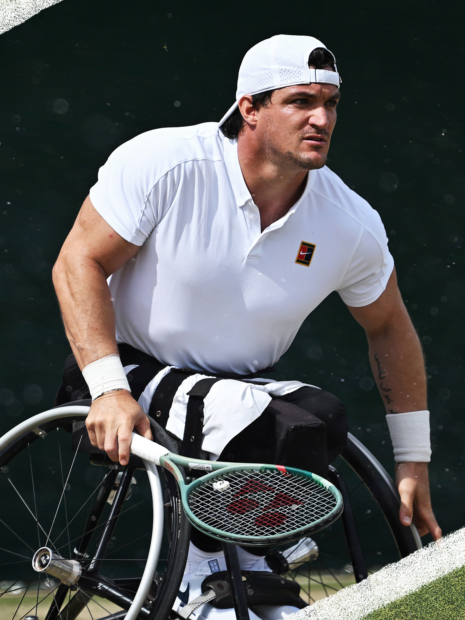 14 30 Gustavo Fernandez Stephane Houdet tennis