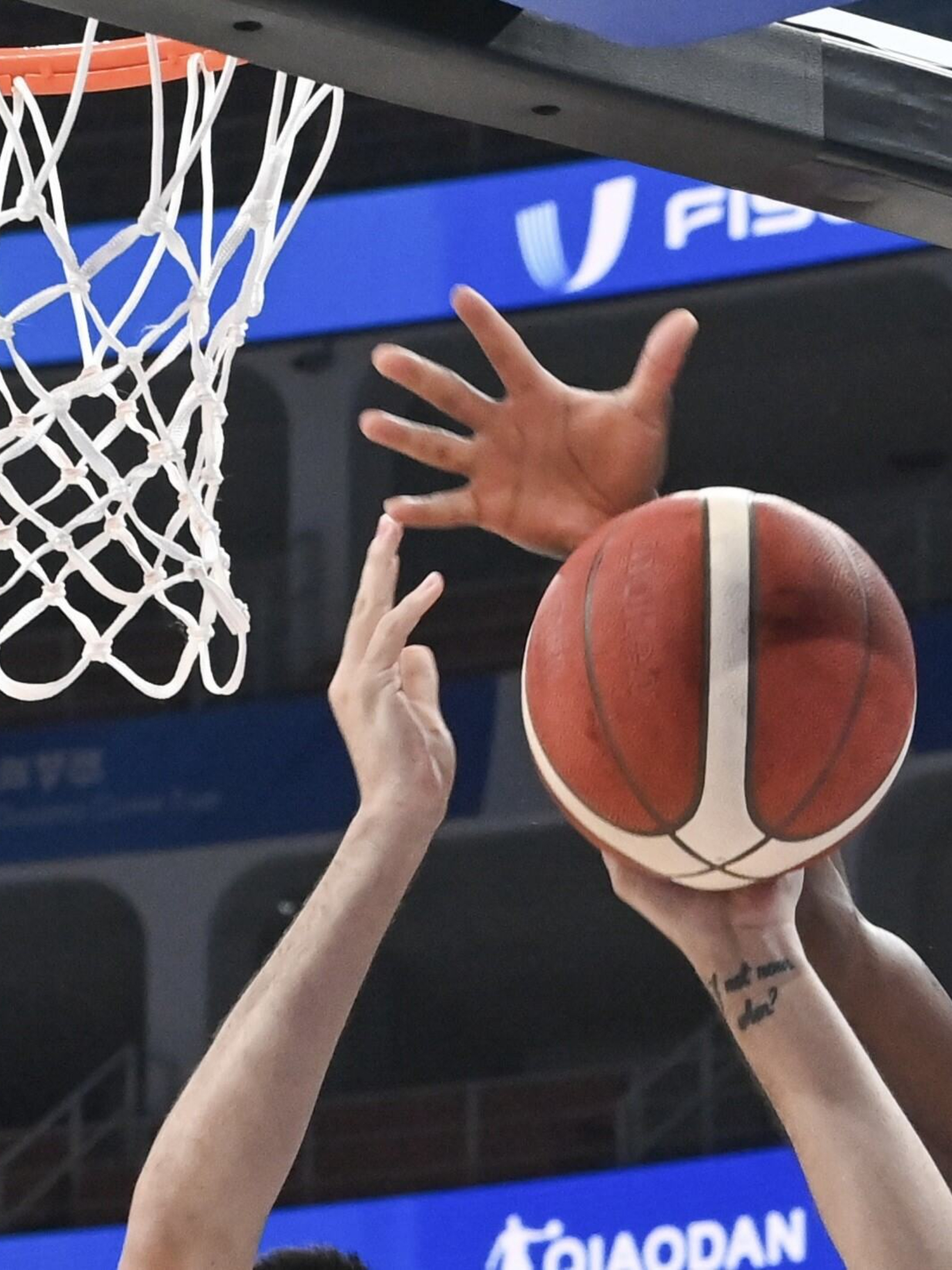 19 55 The FISU Games Basket basket 7 25 D