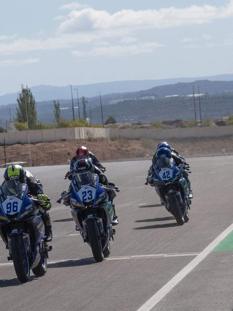 16 10 Ungern Lopp 2 moto racing